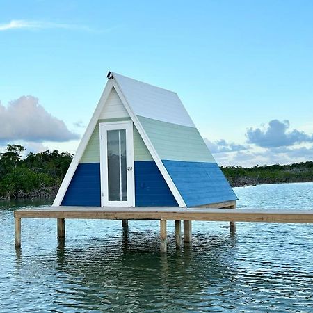 Beachfront Cabin San Pedro  Eksteriør bilde